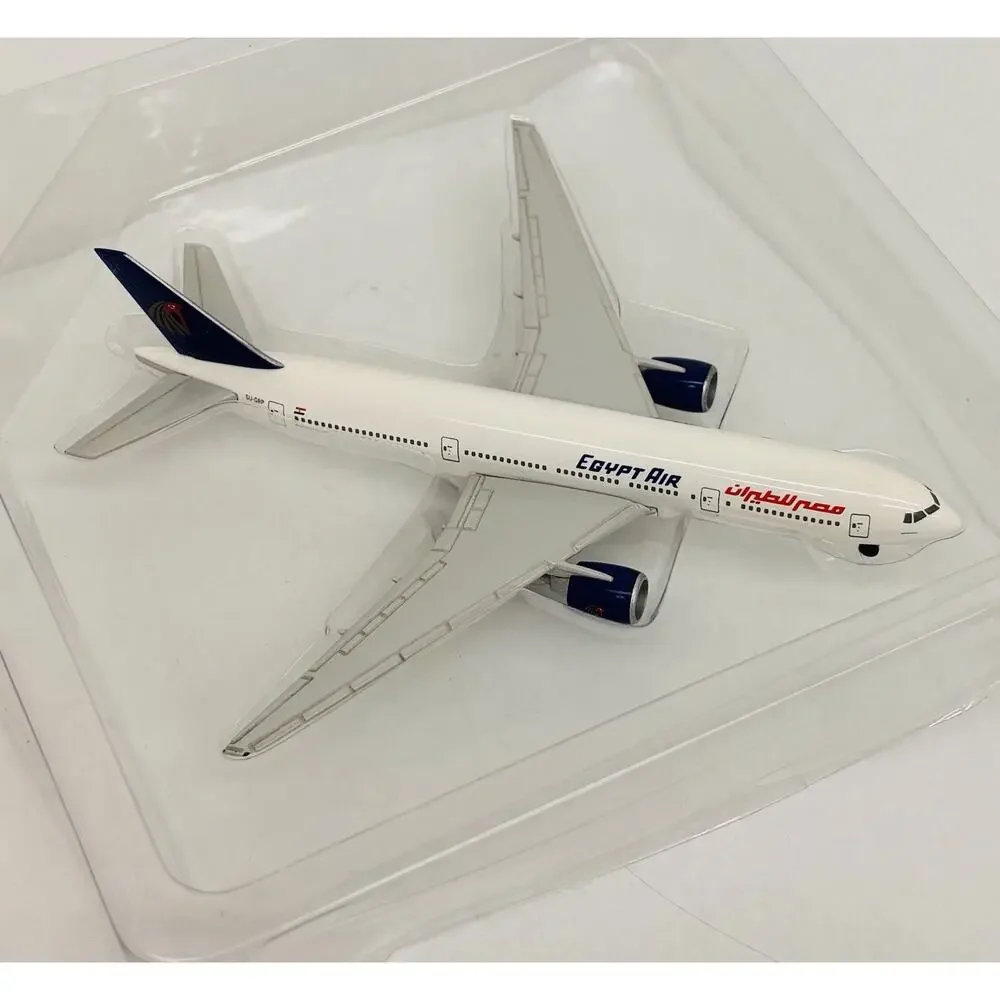 Herpa Wings 1:500 Egypt Air Boeing 777-200 Diecast 506410 New